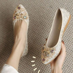 Women's Flats Ladies Shoes Bling Bling Dress Shoes Wedding Daily Solid Color Wedding Flats Bridesmaid Shoes Rhinestone Flower Flat Comfort Satin Loafer Apricot -Slay Clothing Shop 339a16f9 9abc 4076 ad23 fa646fea2fc0